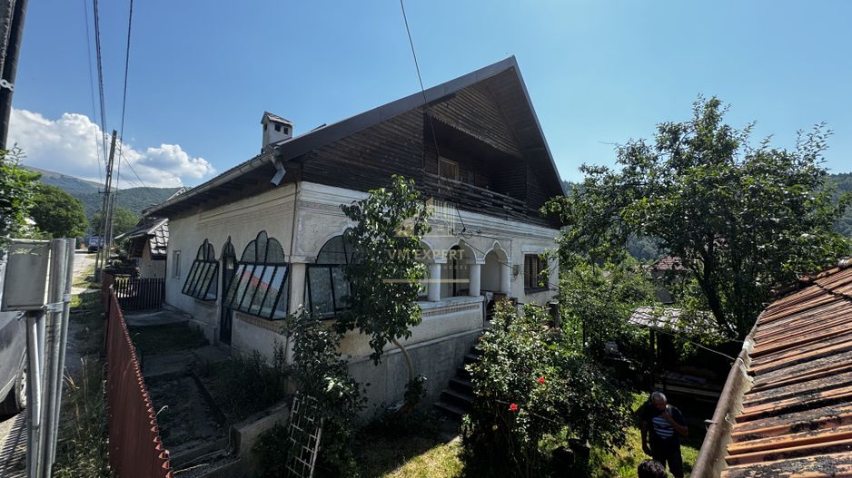 CASA 3 CAMERE, TEREN 1069 MP, COMUNA STOENESTI, ARGES - Poză 3