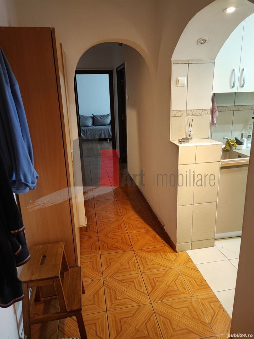 3 Camere Vitan - Poză 8