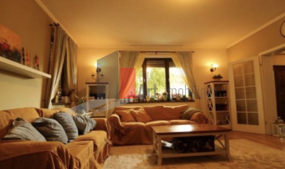 VILA IN BUCURESTII NOI - Poză 1