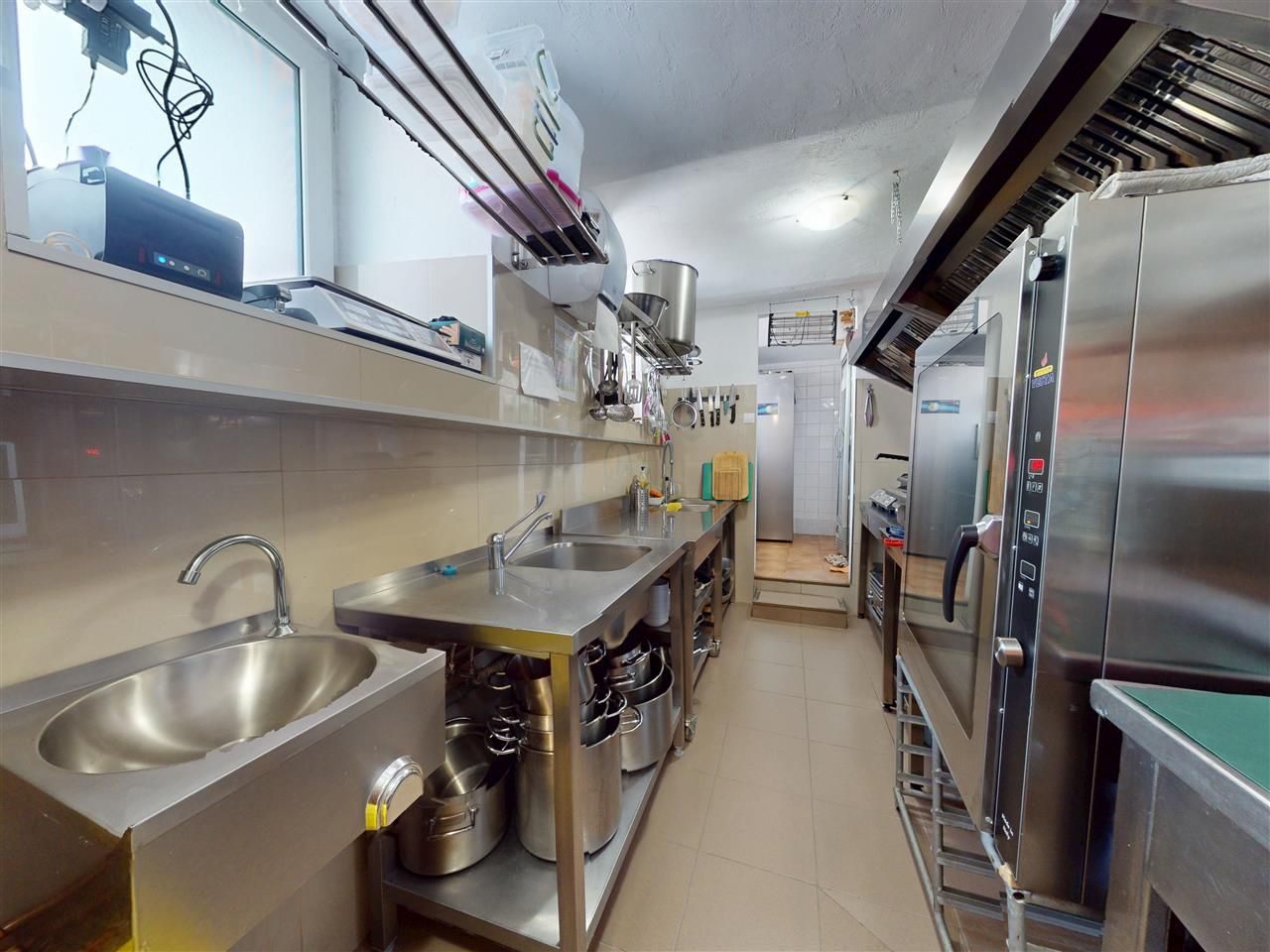 Resort cu perspectiva remarcabila in Centrul Istoric - Piata Unirii, Brasov - Poză 30