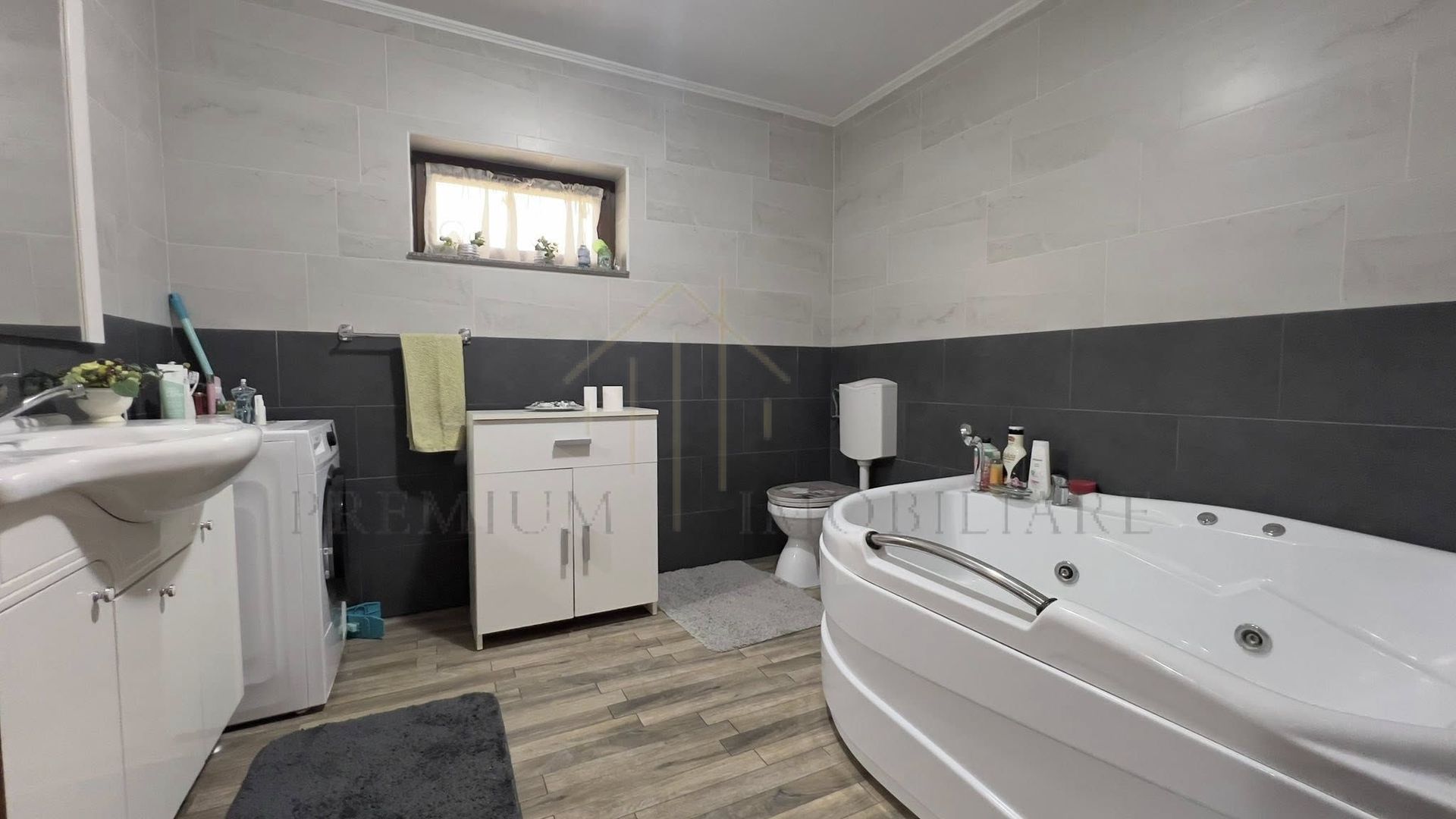 Casa de vanzare - Lupesti - Poză 8