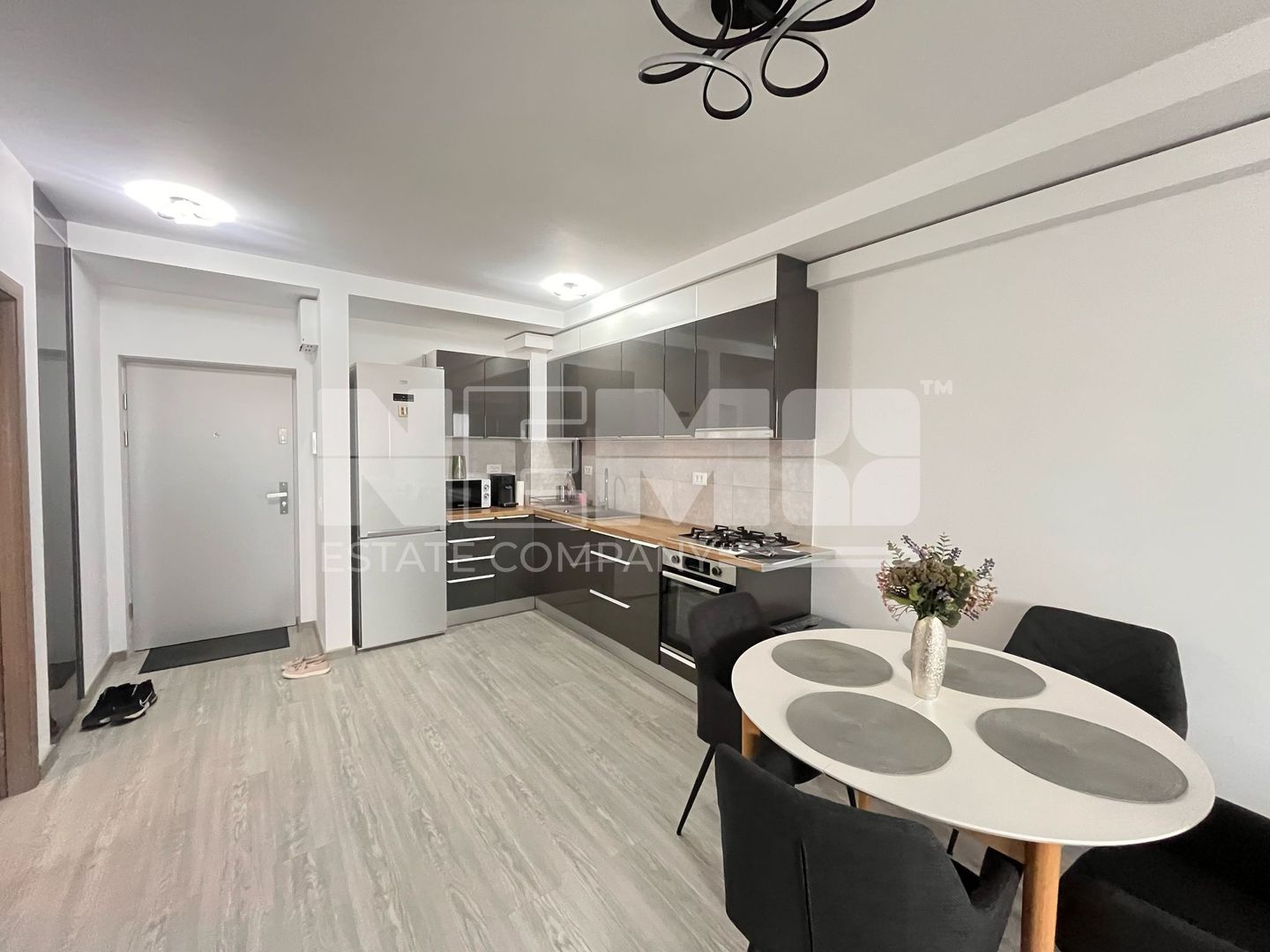 Ap cu 2 Cam SemiDecomandat 49 Mp Utili I Suceava/Avanera I 500Euro/lun - Poză 5