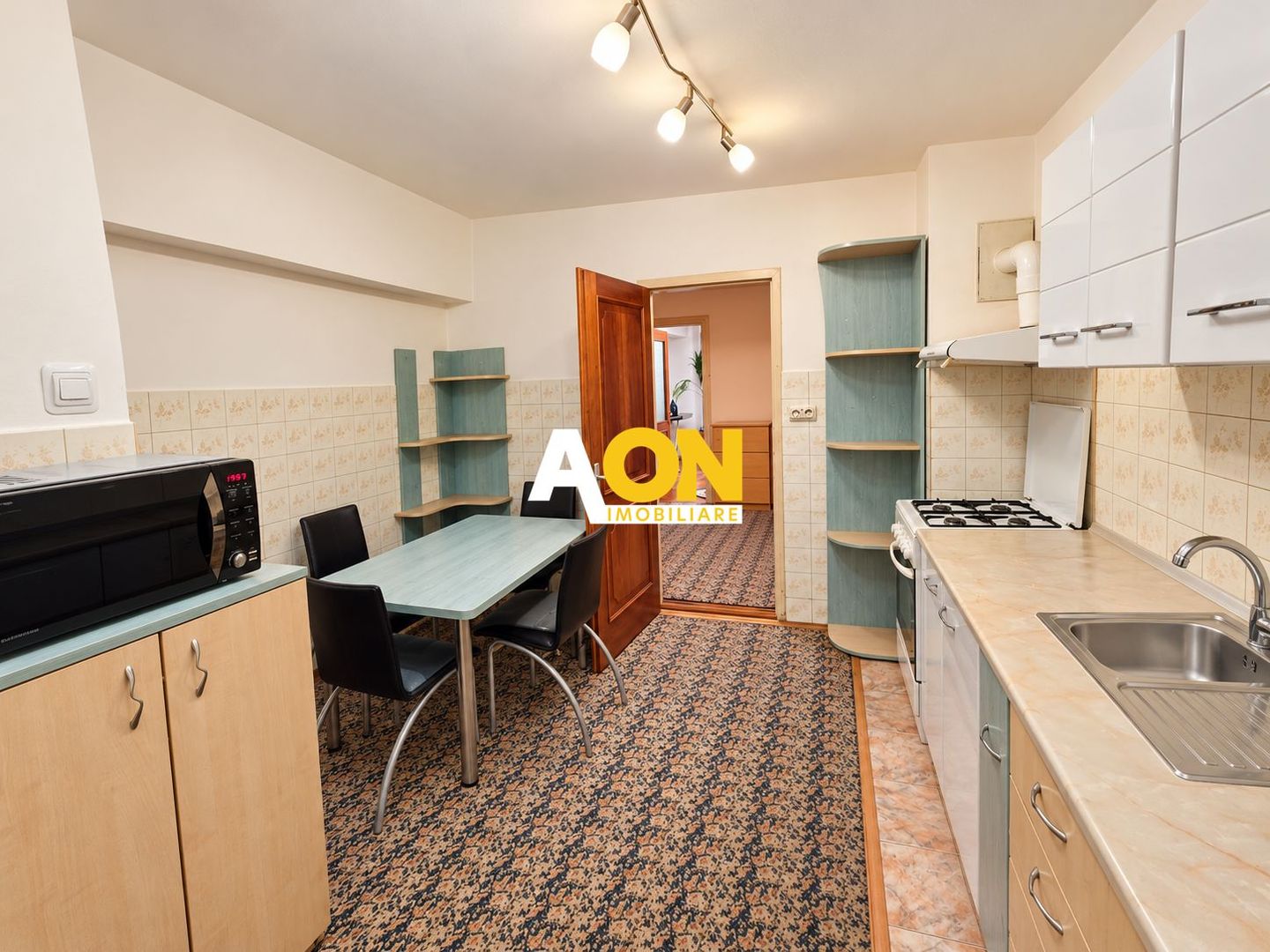 Apartament decomandat, 4 camere, 95 mp utili, boxa de 13 mp, Centru - Poză 7