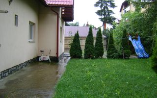 Pensiune de vanzare P+E Busteni - central - Poză 52