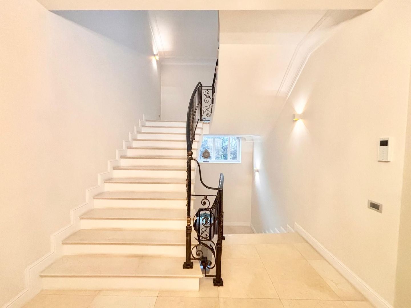 Vila ideala Birouri sau  Resedinta Ambasador/Clinica Lux zona Capitale - Poză 4