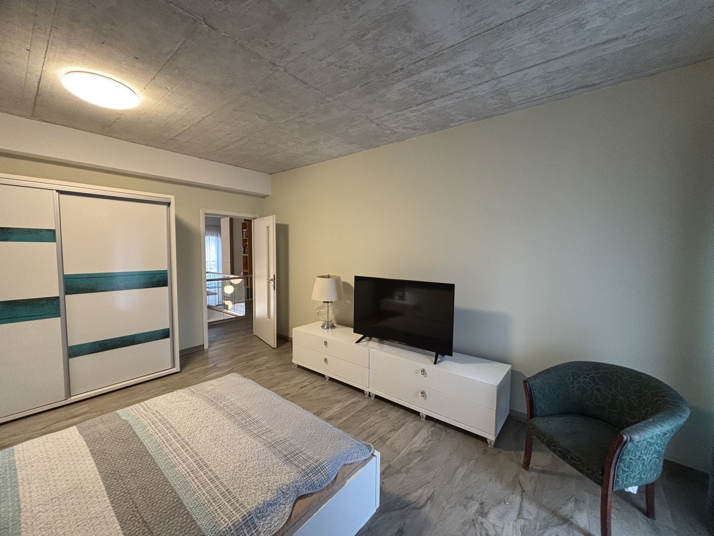 Lux și calitate în Dumbravita - Poză 30