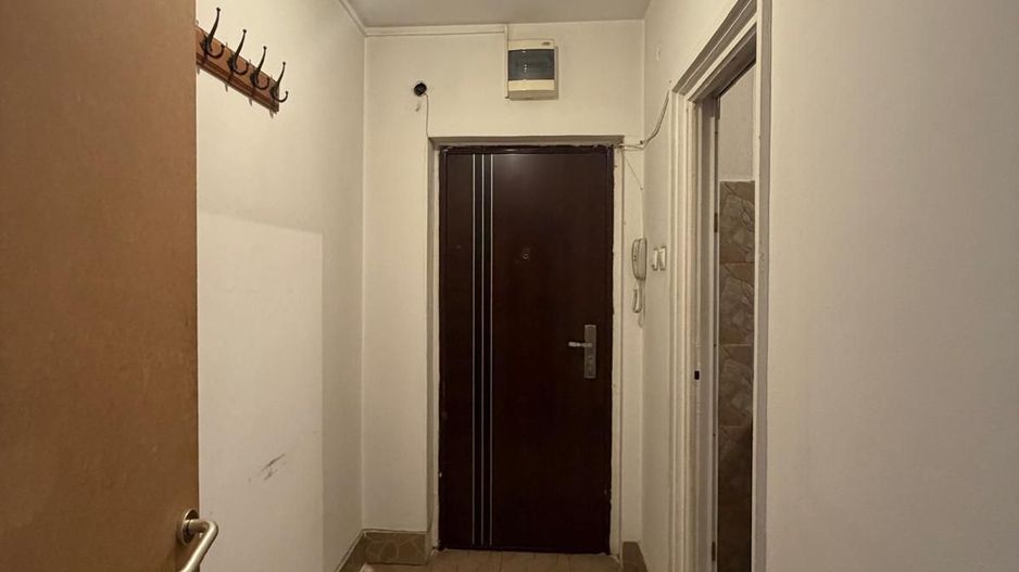 2 camere  vedere spate Bd. Dinicu Golescu-Gara de Nord - Poză 4