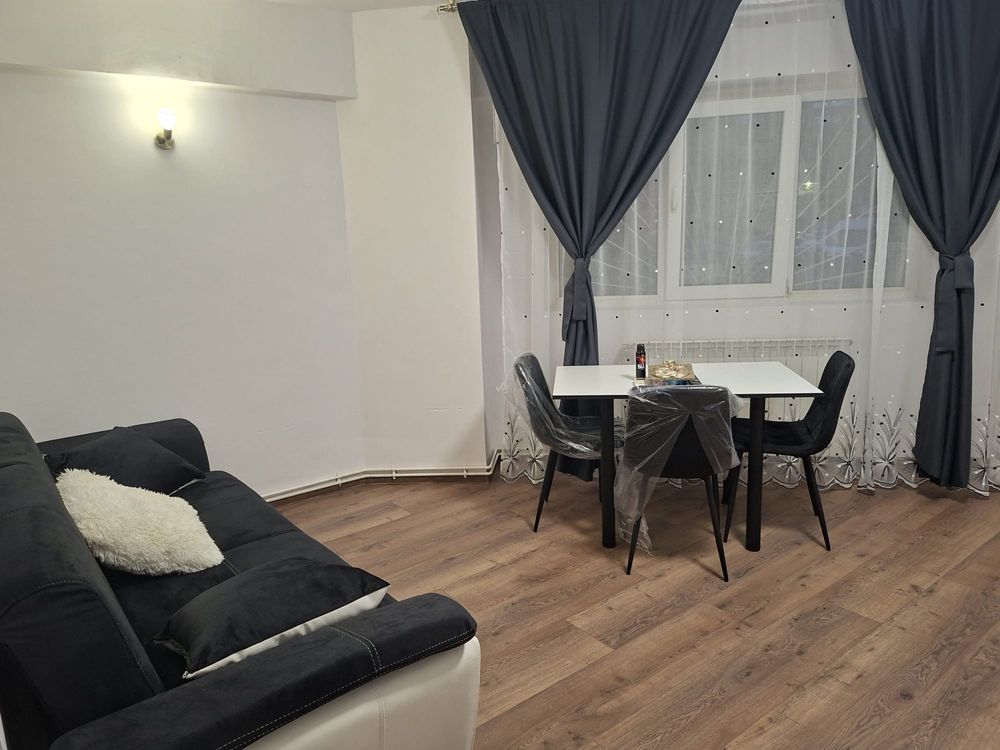 Închiriez apartament 2 camere Gorjului cu centrala proprie - Poză 1
