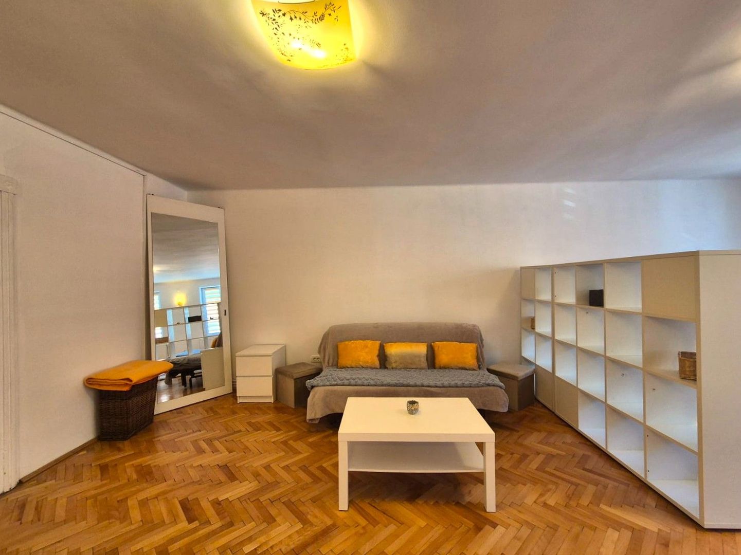 Exclusivitate - Imobil 53 mp,  la 3 minute de P-ta Sfatului, pet friendly - Poză 5