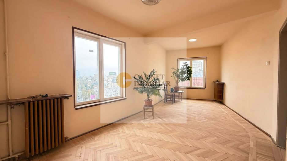 2 camere I Decomandat I Vedere Panoramica I Romana - Poză 3