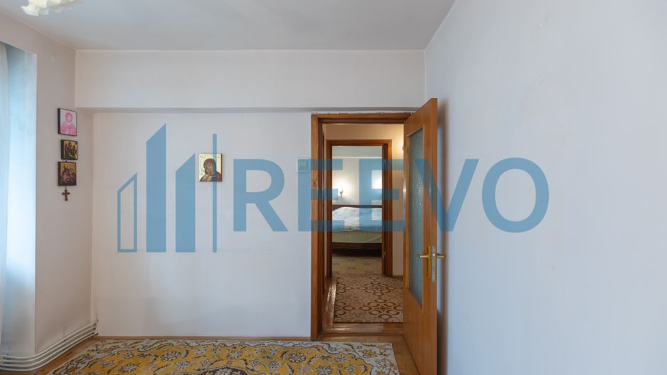 Apartament 4 camere, Ultracentral Bacau - Poză 11