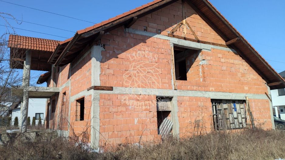 Casa/ Vila la Rosu- 365mp-1000 mp teren- regim P+1- Zona Viisoara - Poză 2