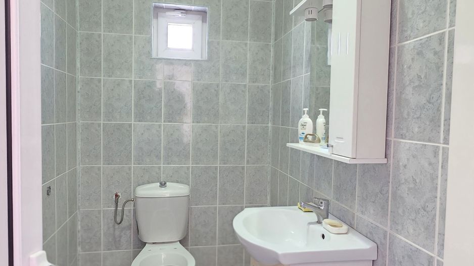 DE ÎNCHIRIAT - DEPOZIT 435 mp + curte betonata 800 mp, VASLUI zona TRAIAN; - Poză 6