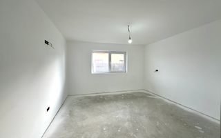 Casă individuală de vanzare  cu garaj și curte proprie – Hălchiu - Poză 7