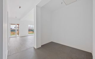 Casa Crevedia Parter Individuala - Comision 0 - Poză 11