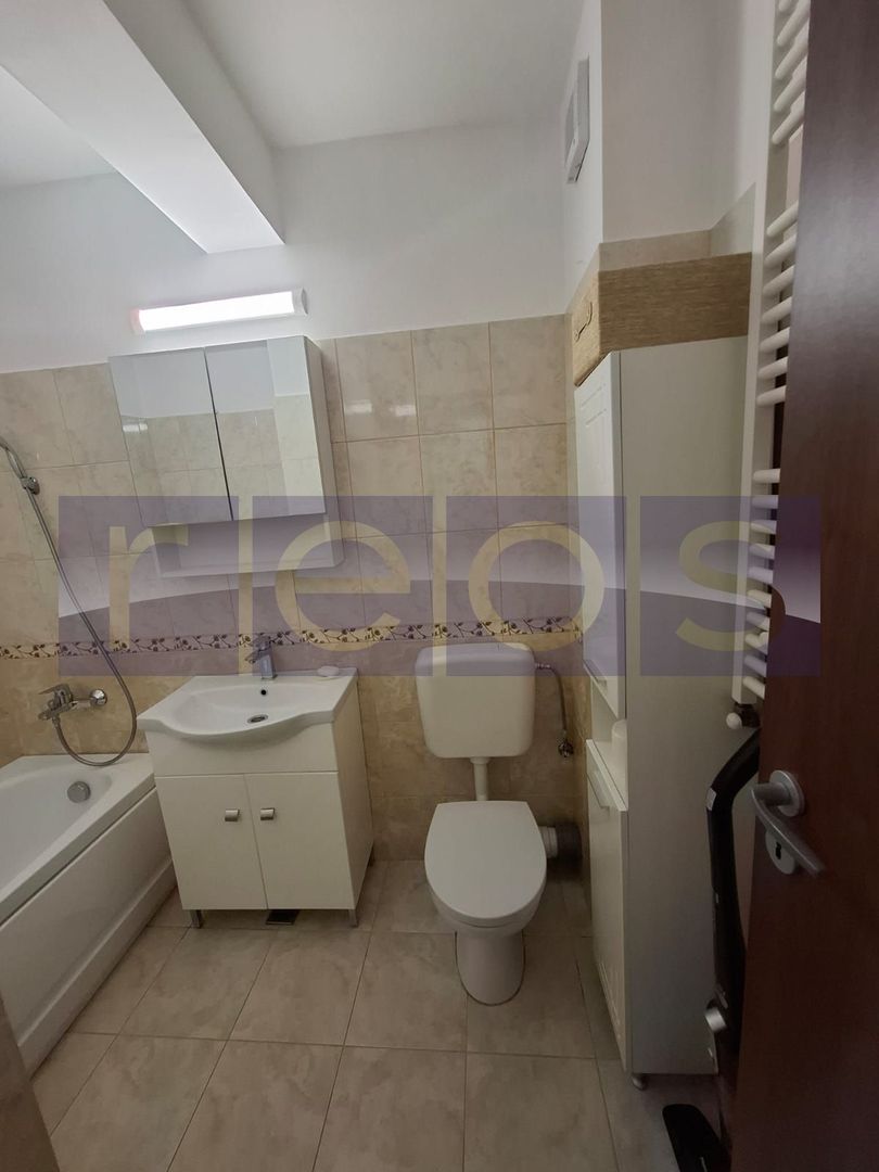 VANZARE APARTAMENT 2 CAMERE + LOC PARCARE SALAJAN 53MP CENTRALA PROPRIE - Poză 11