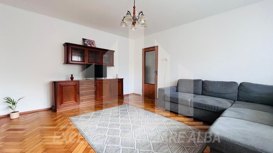 Apartament 3 camere etaj 1 Alba Iulia - Poză 1