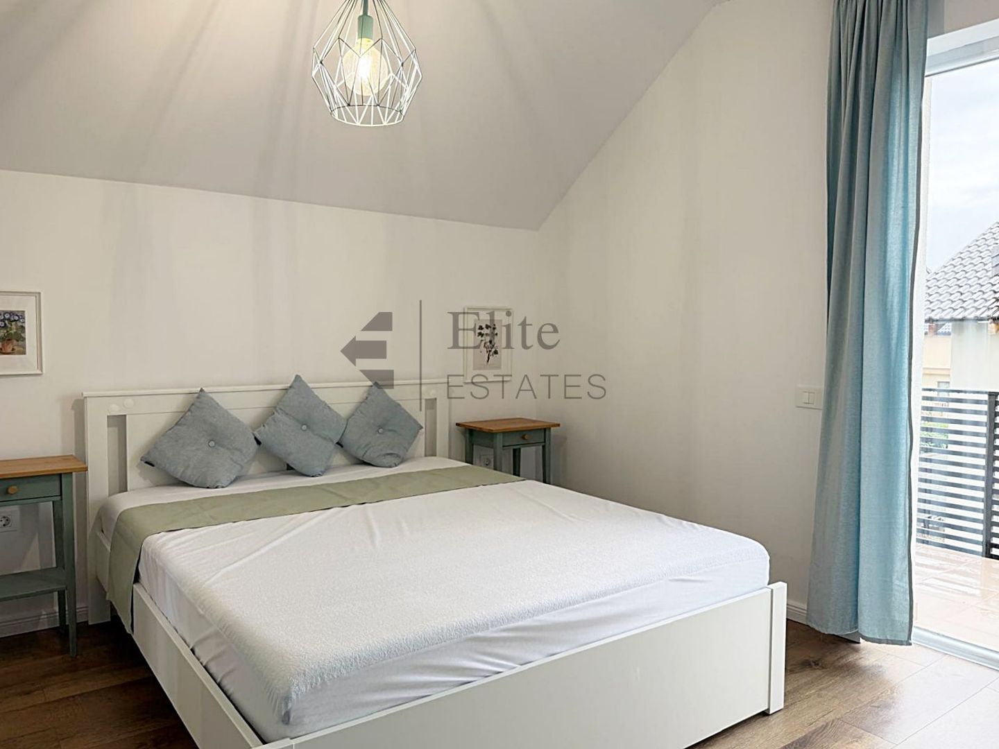 Casa cu 5 camere in Cartierul Tineretului | Prima inchirere - Poză 7