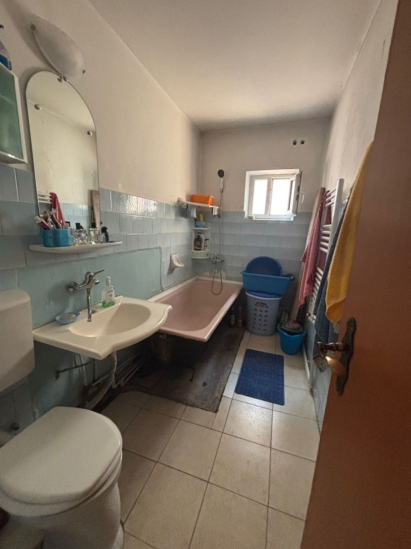 Apartament 4 camere, Micro 20, PR-uri - mobilat si utilat - 77000 euro - Poză 12