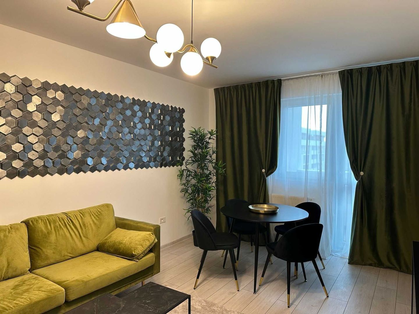 Apartament 2 camere lux Grand Kristal Residence - Poză 2