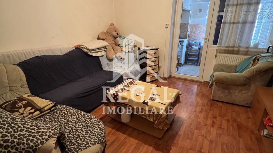 Garsonieră de vânzare – Zona Union, etaj 8/10, lift functional - Poză 1