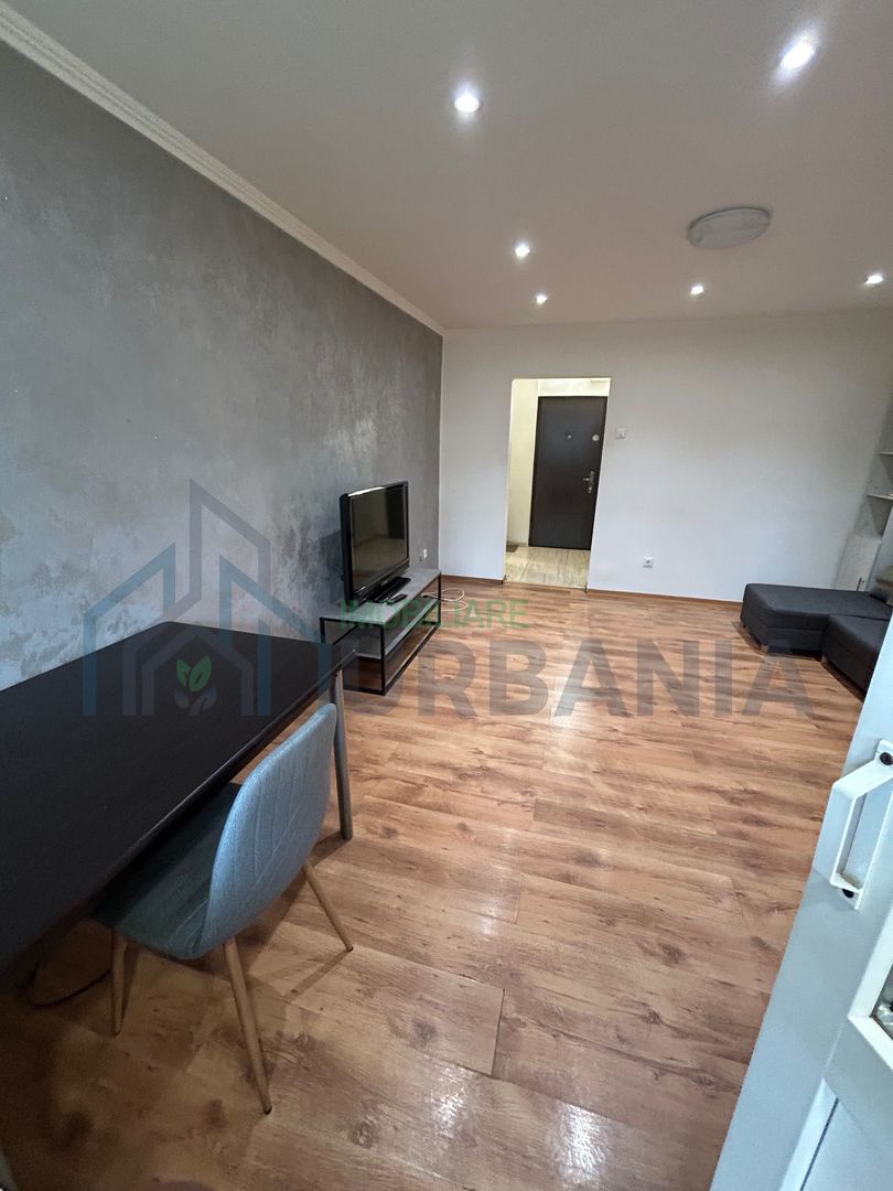 Apartament cu o cameră de închiriat, Tătărași, lângă stația de transport în comun Flux - Poză 1