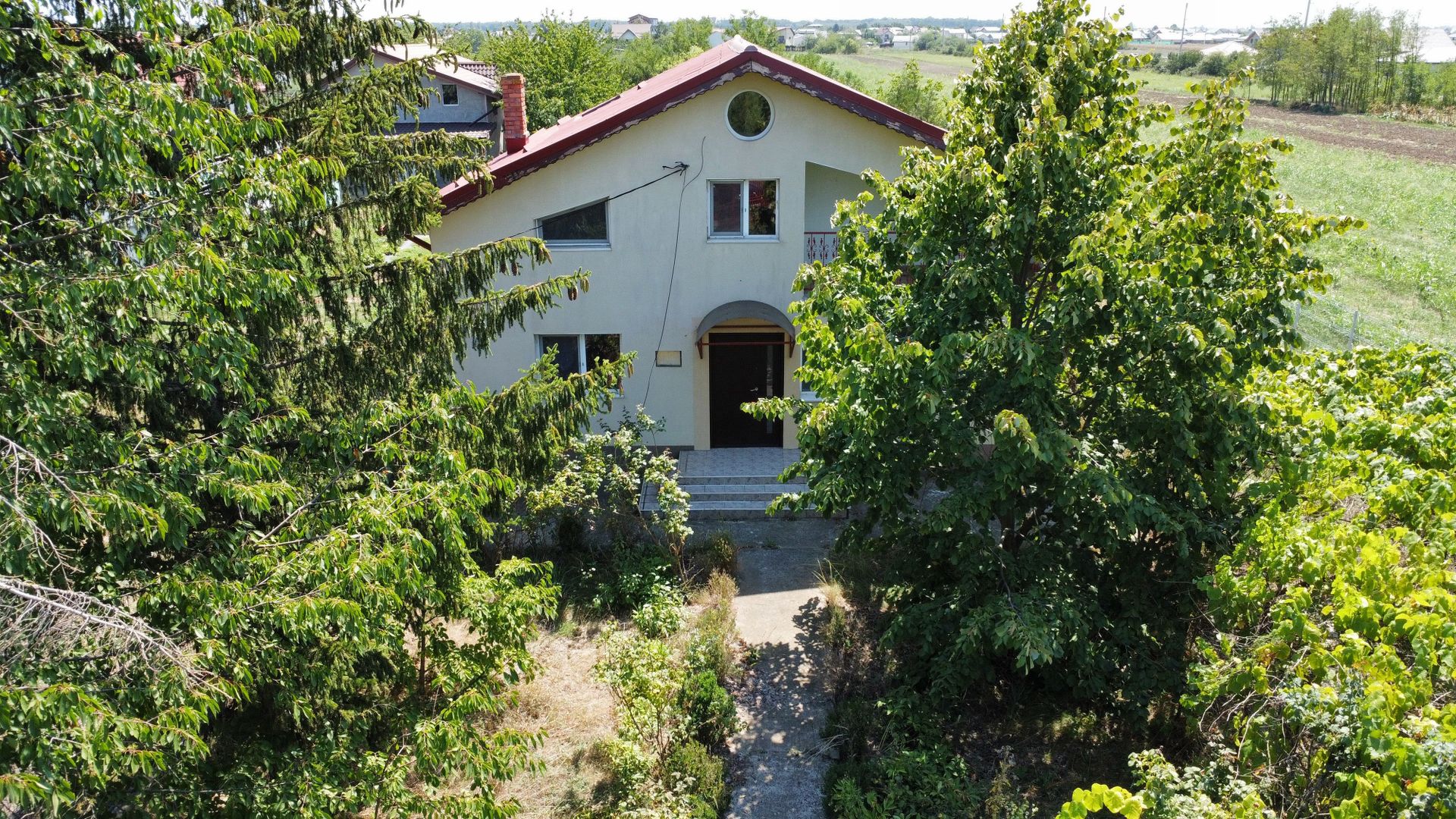 Vila superba cu teren Crevedia - Darza - Poză 1