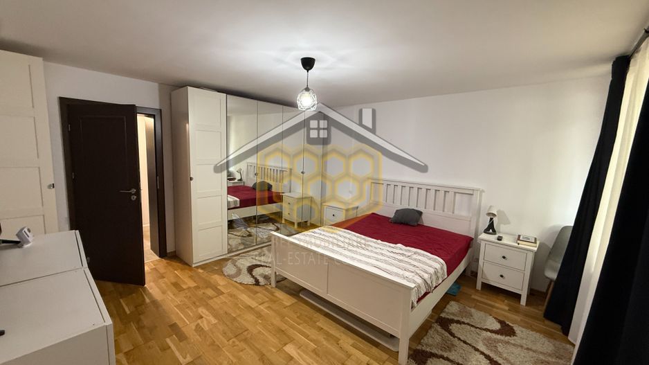 Apartament cu 3 camer, semidecomandat, in cartierul Rovine - Poză 4