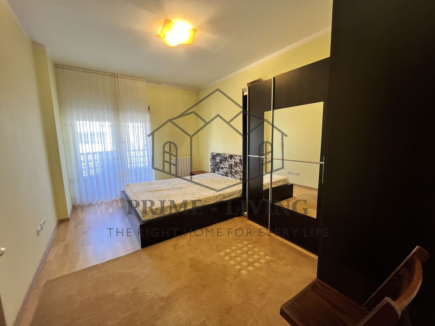 VILA CU 7 CAMERE IN COMPLEX REZIDENTIAL IN IANCU NICOLAE - Poză 17