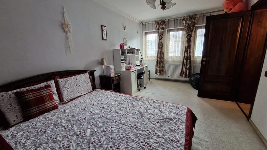 Casa amenajata, teren generos - Sibiu, Selimbar - Poză 12