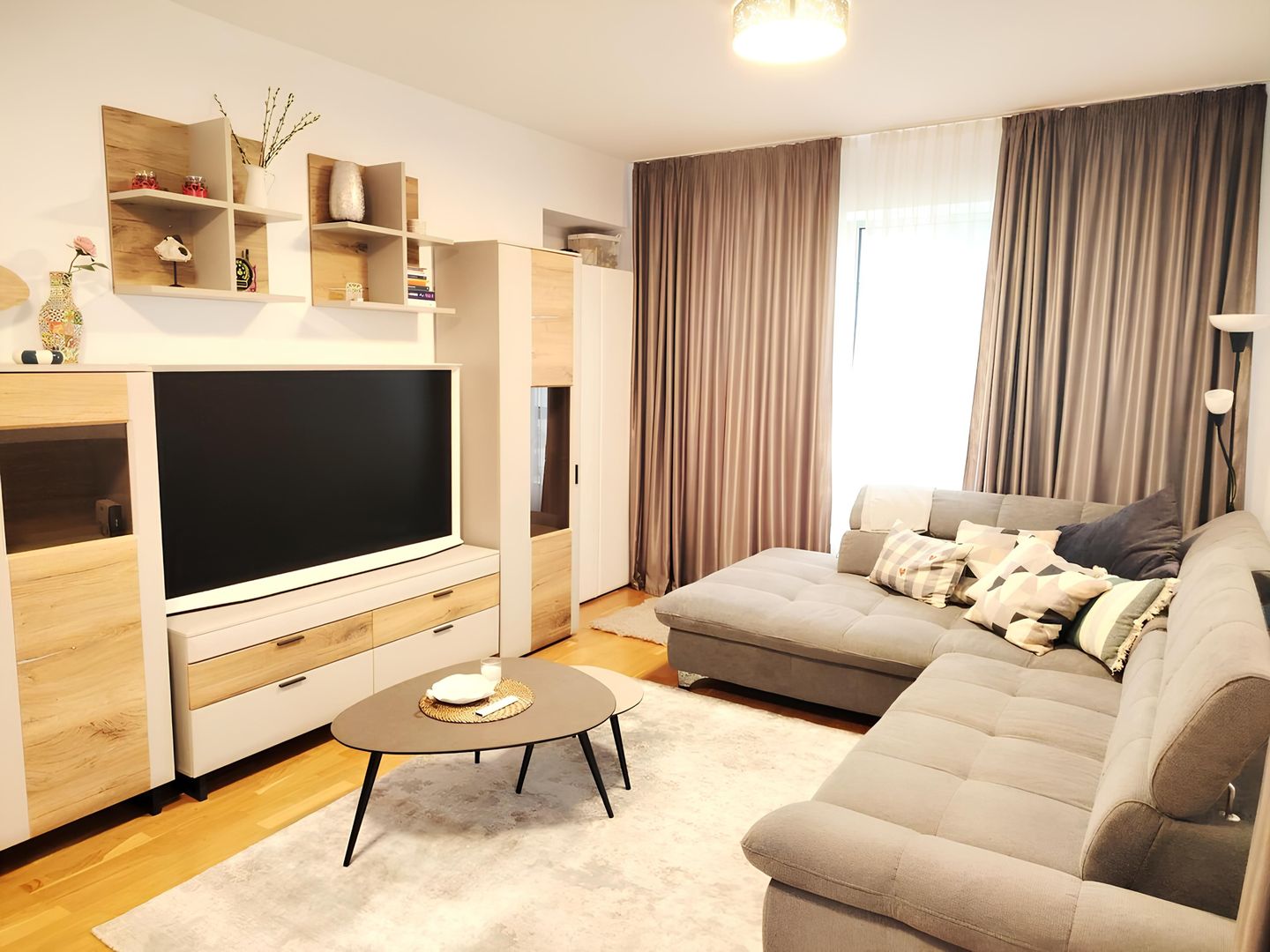 Apartament modern 3 camere Luxuria Residence I Loc de parcare inclus - Poză 1