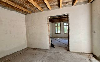 OPORTUNITATE RARA - imobil central, multifunctional, curte PROPRIE - Poză 14