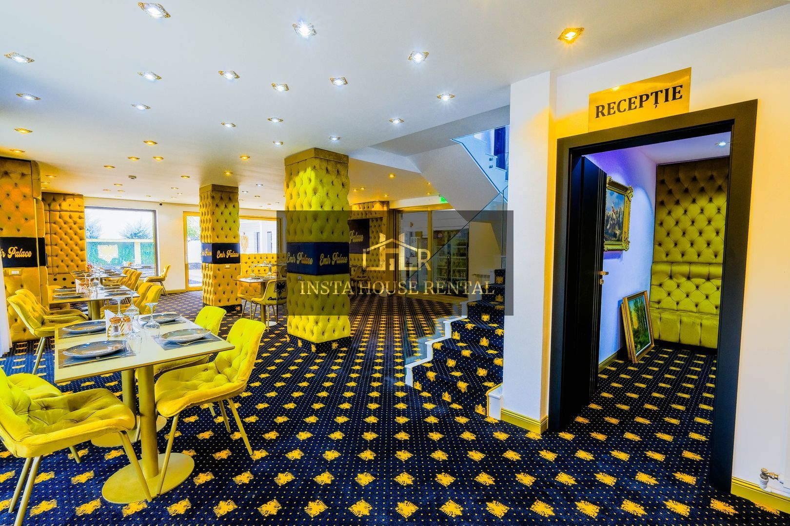 Hotel de LUX cu 11 camere / Restaurant & Piscina - Poză 2