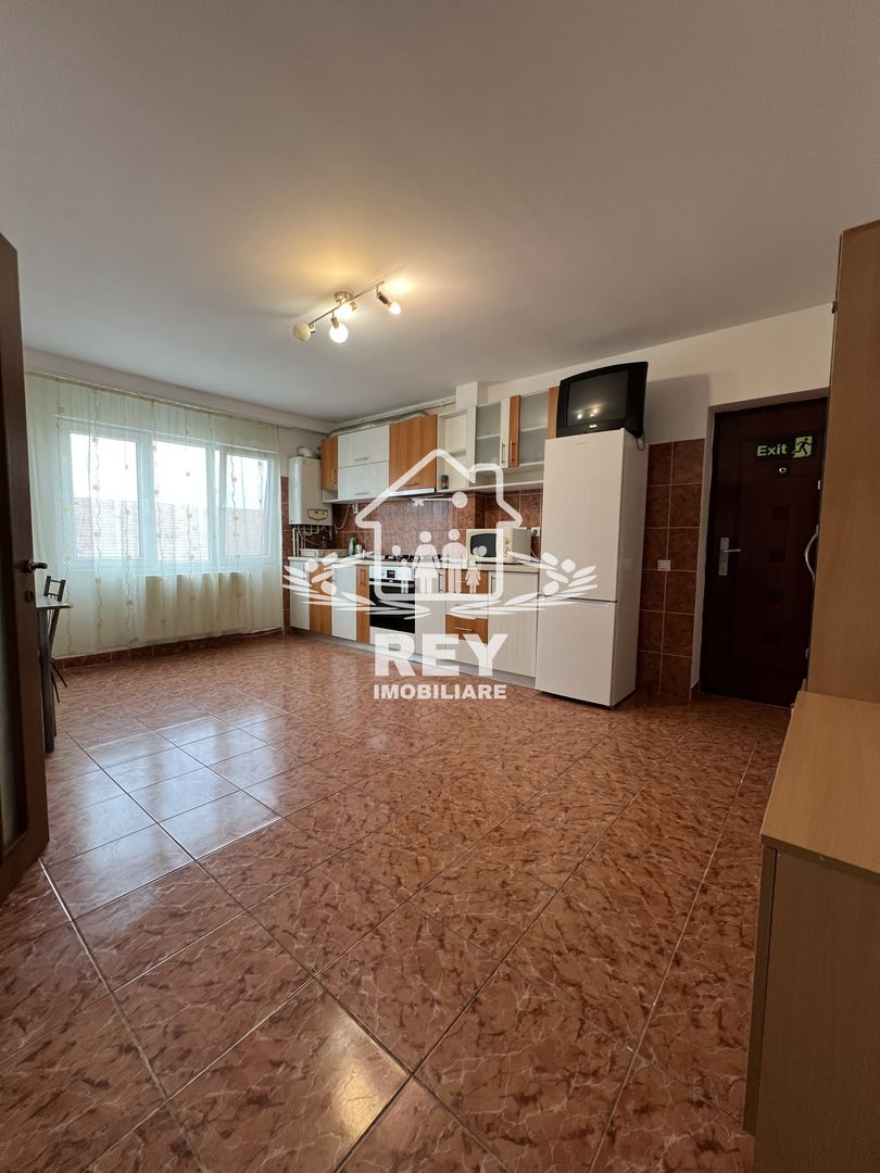 Apartament 3 camere nedecomandat ,bucătărie separată, Stefan cel Mare - Poză 12