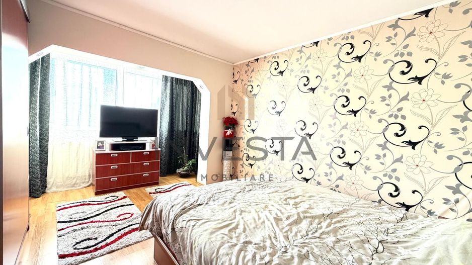 Apartament cu 3 camere in zona strazii Gorunului ! - Poză 9