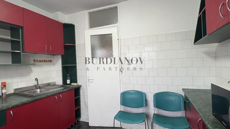 Apartament cu 3 camere - Bd. Basarabia / Metrou Titan - Poză 4