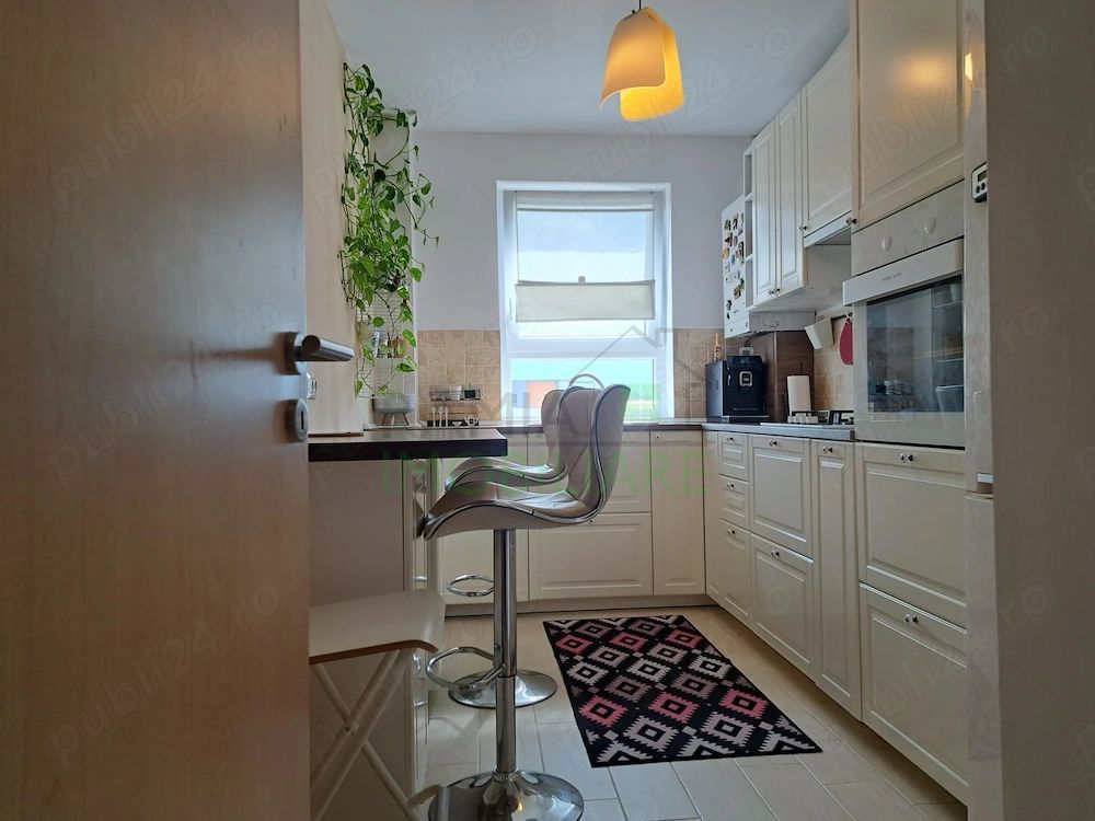 Apartament 3 camere cu loc de parcare , Tractorul - Poză 1