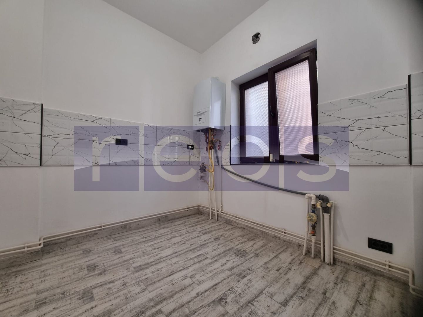VANZARE - 3- CAMERE IN VILA INTERBELICA -TINERETULUI - Poză 14
