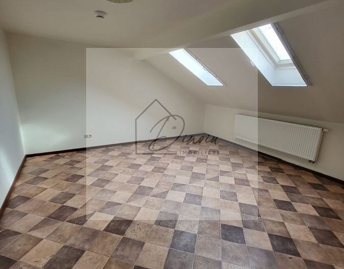 Vila Tunari zona centrala I Parc - Primarie I 6 camere - Poză 5