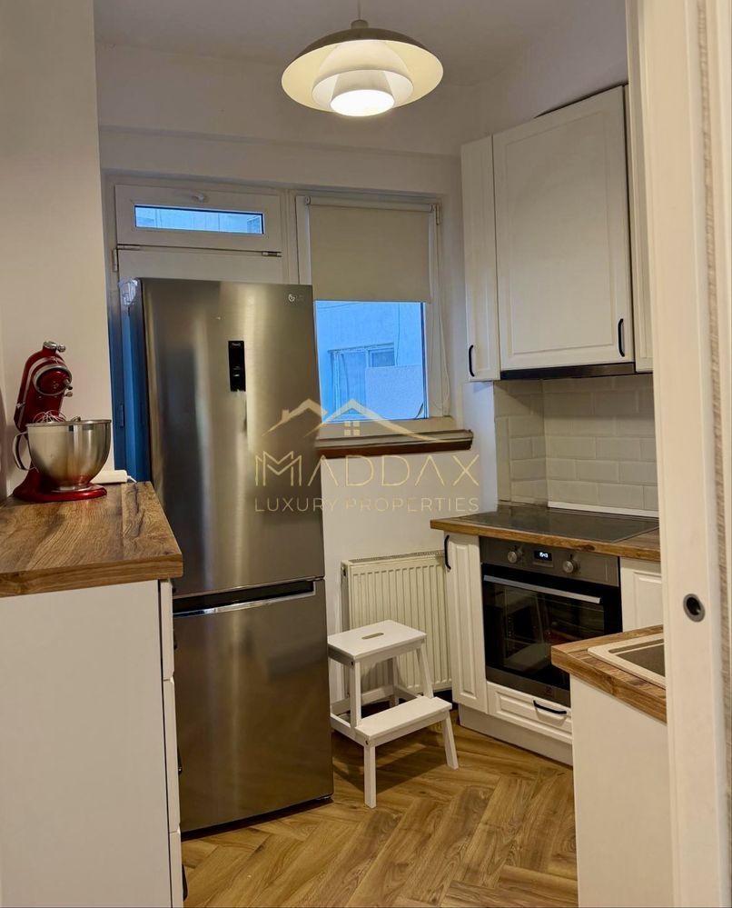 Apartament de inchiriat in bloc interbelic - Poză 6