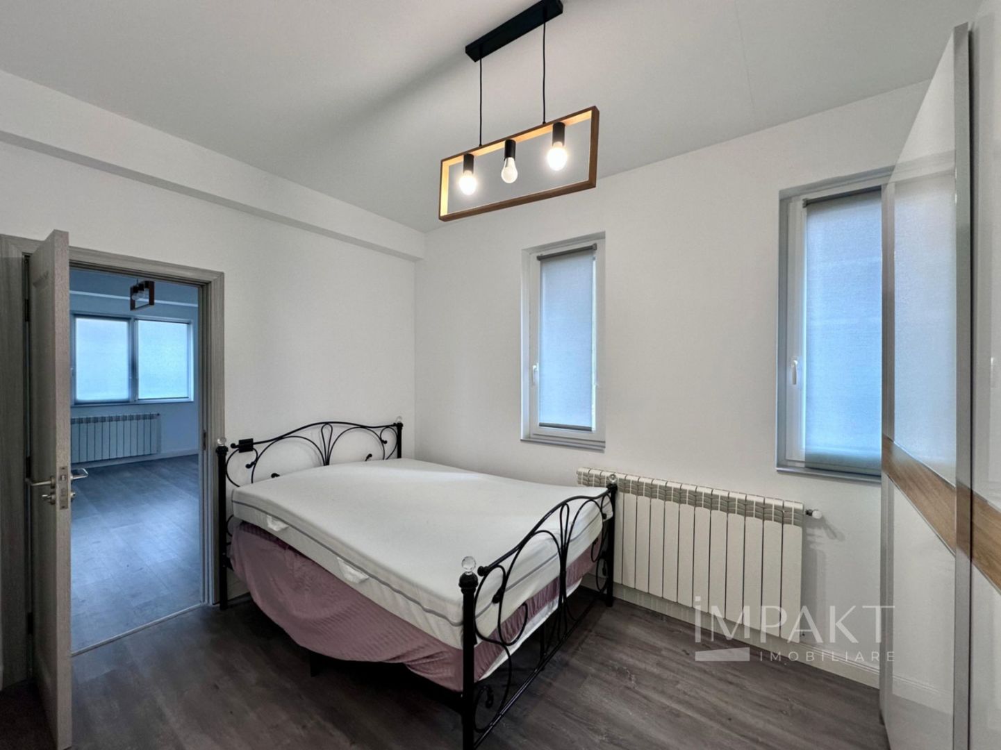 Casa cu acces securizat, curte si balcon | Buna Ziua - Poză 11