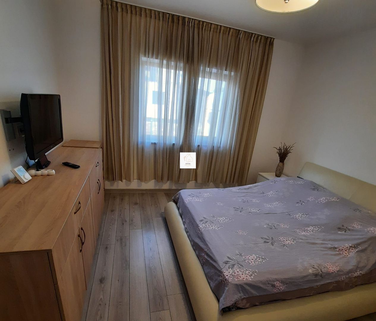 Casa Adunatii Copaceni - Poză 5