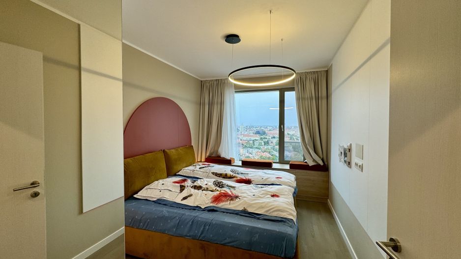 Apartament  la Isho cu vedere panoramica asupra orașului - Poză 9