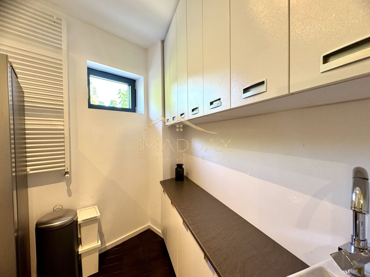 Apartament cu 4 camere *200mp* + 1 Parcare // Herastrau - Lake View - Poză 44