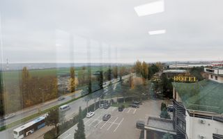 Chirie un complex de birouri ultra-modern, bulevardul Dacia, Botanica - Poză 21