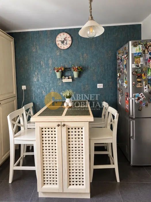 APARTAMENT 3 CAMERE - DECOMANDAT - TARGU CUCU - Poză 5