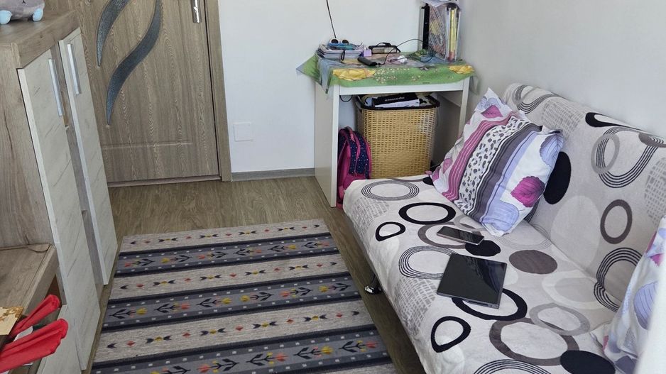 Apartament 3 camere, decomandat, etaj 4/4, Micro 16 - Poză 7