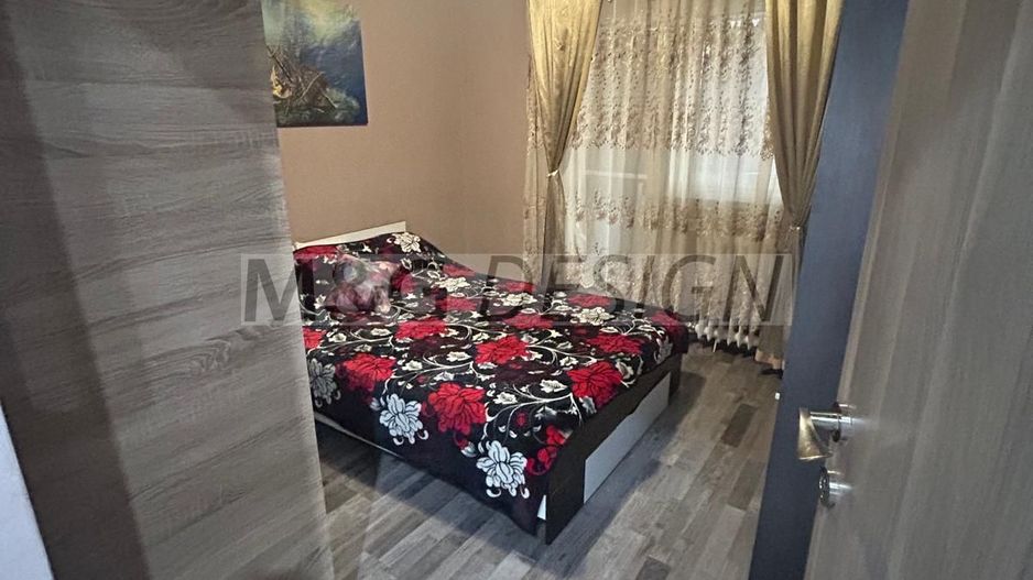 Apartament 5 camere zona U.M.T. - Poză 4