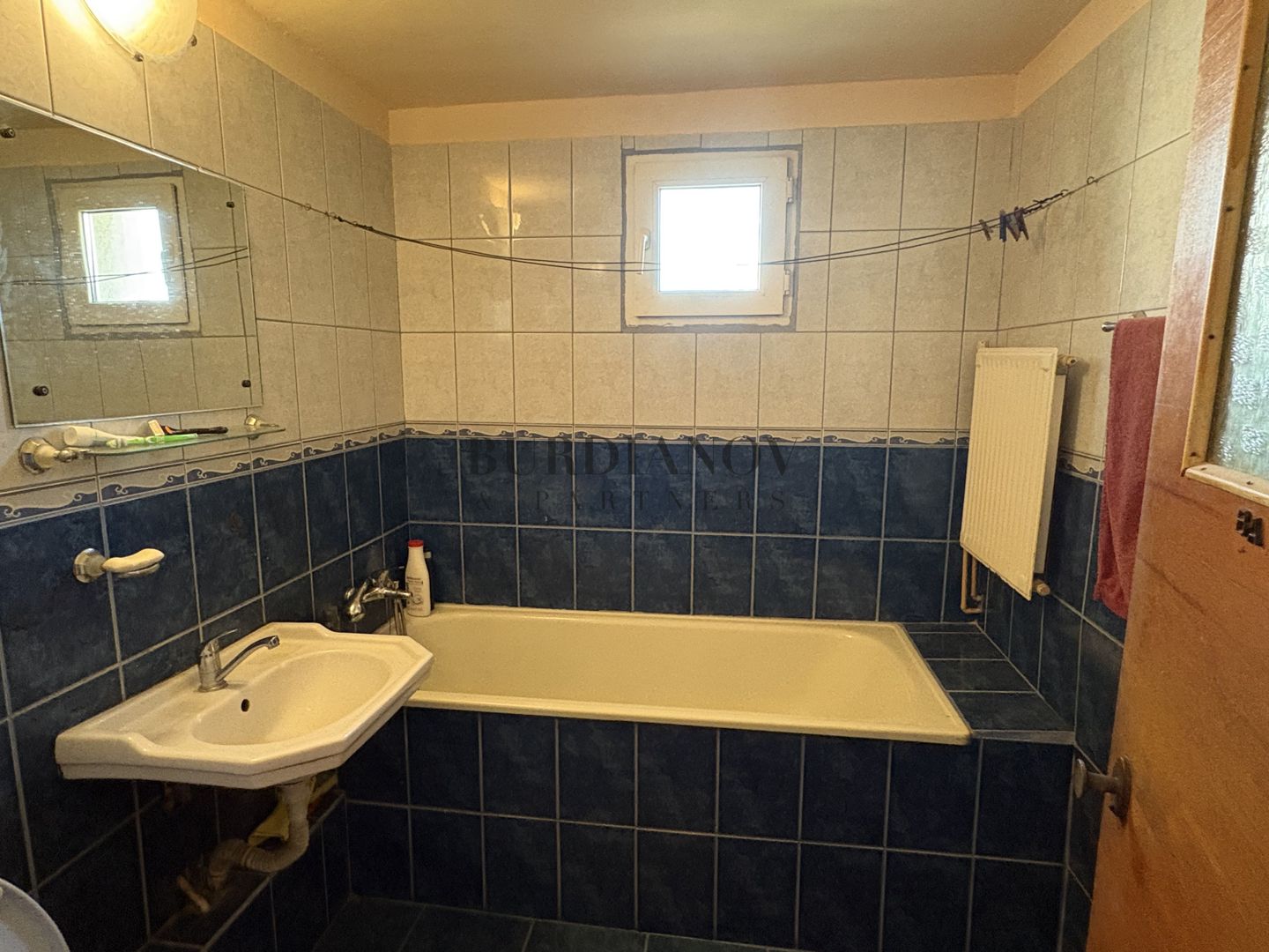Apartament cu 3 camere - Centrală proprie - Metrou Apărătorii Patriei - Poză 9