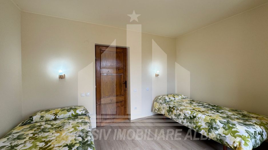 Casa individuala | De vanzare | 200 mp | 8140 mp teren | Oarda de Sus - Poză 11